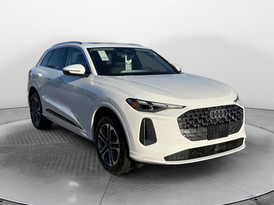 White 2026 Audi Q5 SUV / Crossover All-Wheel Drive Automatic