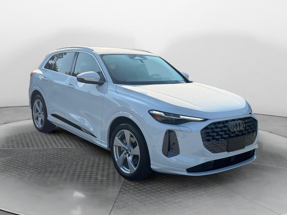 White 2026 Audi Q5 SUV / Crossover All-Wheel Drive Automatic