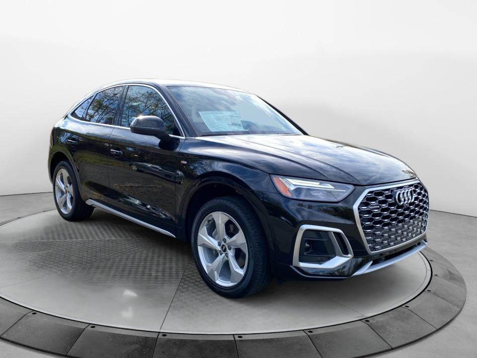 2025 Audi Q5 Sportback Premium Plus's photo