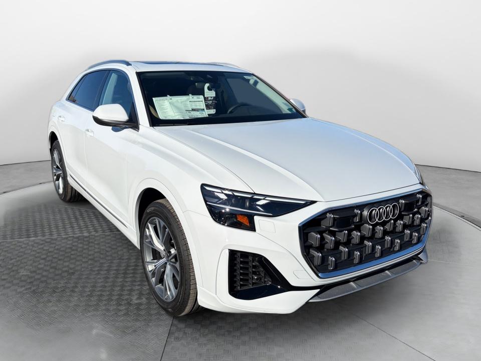 2026 Audi Q8