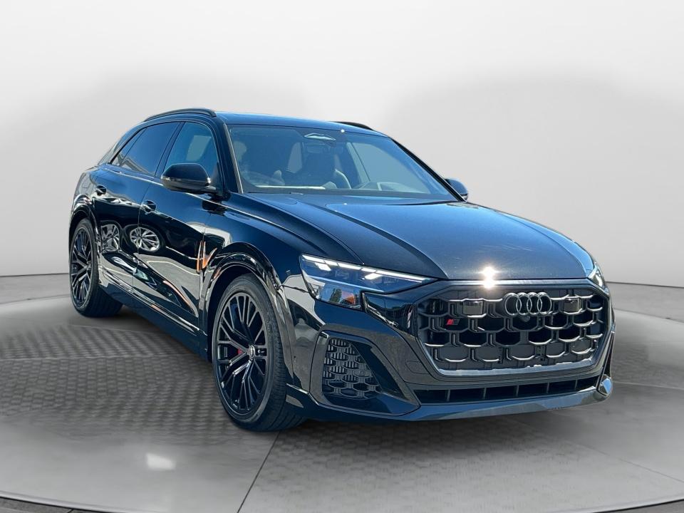 2027 Audi SQ8