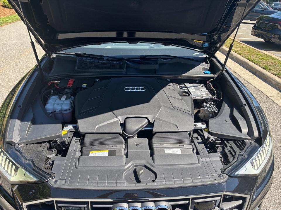 Used 2023 Audi Q8 SUV