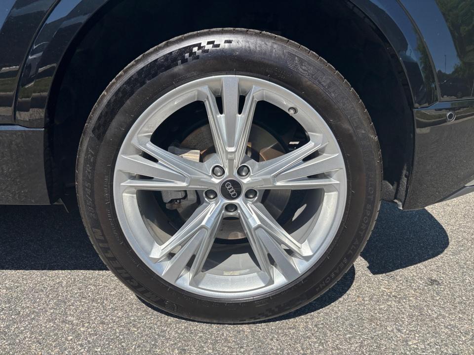 Used 2023 Audi Q8 SUV