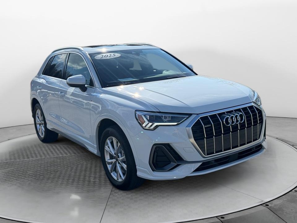 2025 Audi Q3 S Line Premium Plus's photo