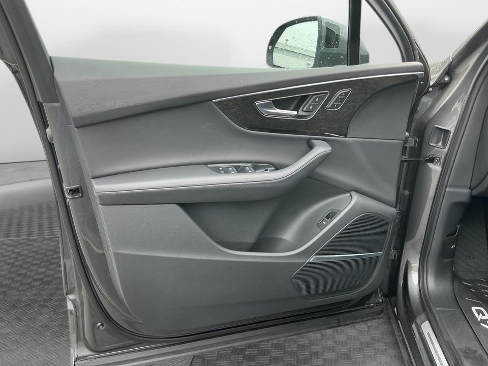 Used 2023 Audi Q7 SUV
