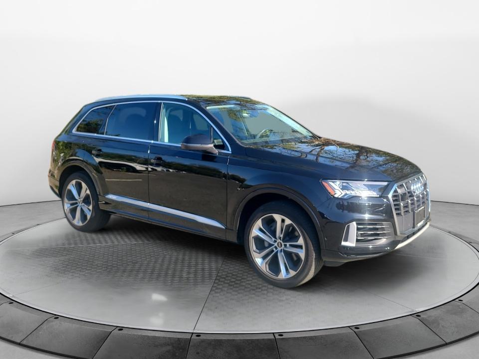 Black 2024 Audi Q7 SUV / Crossover All-Wheel Drive Automatic