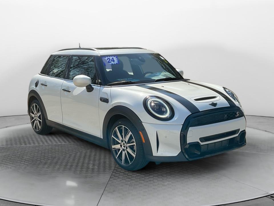 2024 MINI Hardtop 4 Door