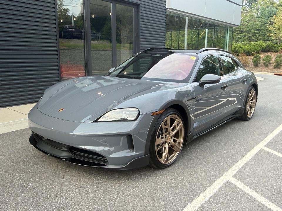 2026 Porsche Taycan