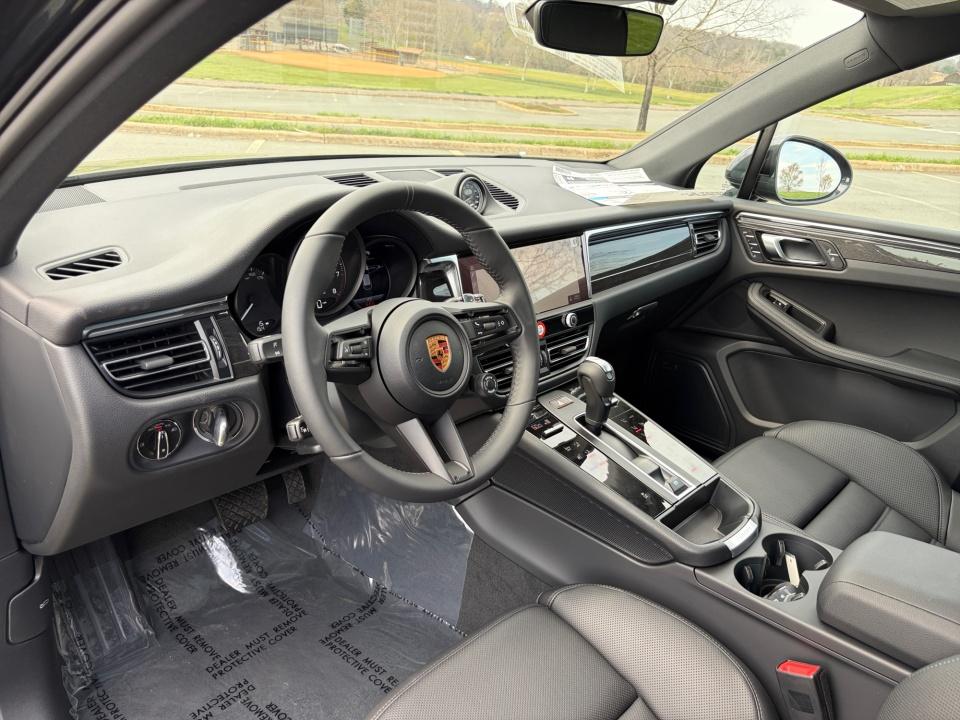 2026 Porsche Macan Base - Photo 12