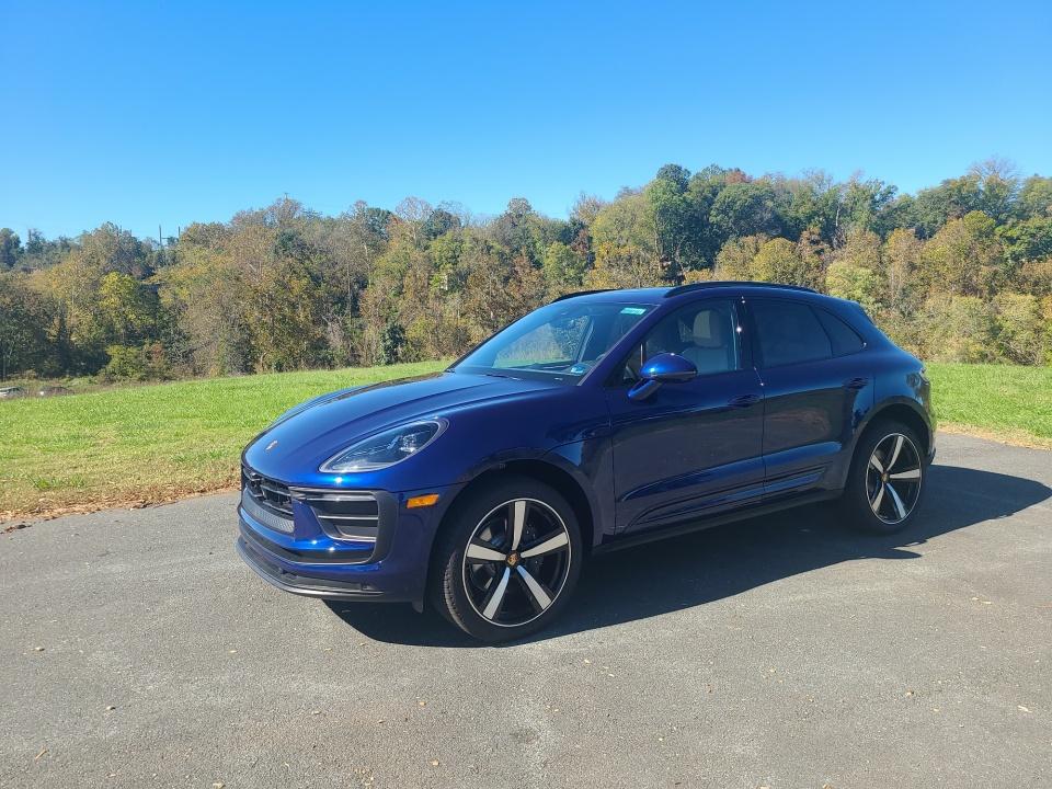 2026 Porsche Macan Base