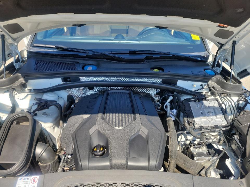 Used 2023 Porsche Macan SUV