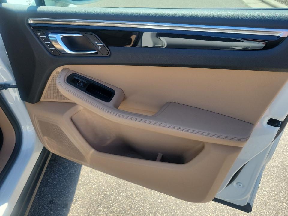 Used 2023 Porsche Macan SUV