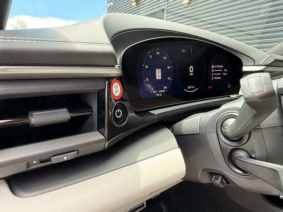 2025 Porsche Macan S - Photo 23