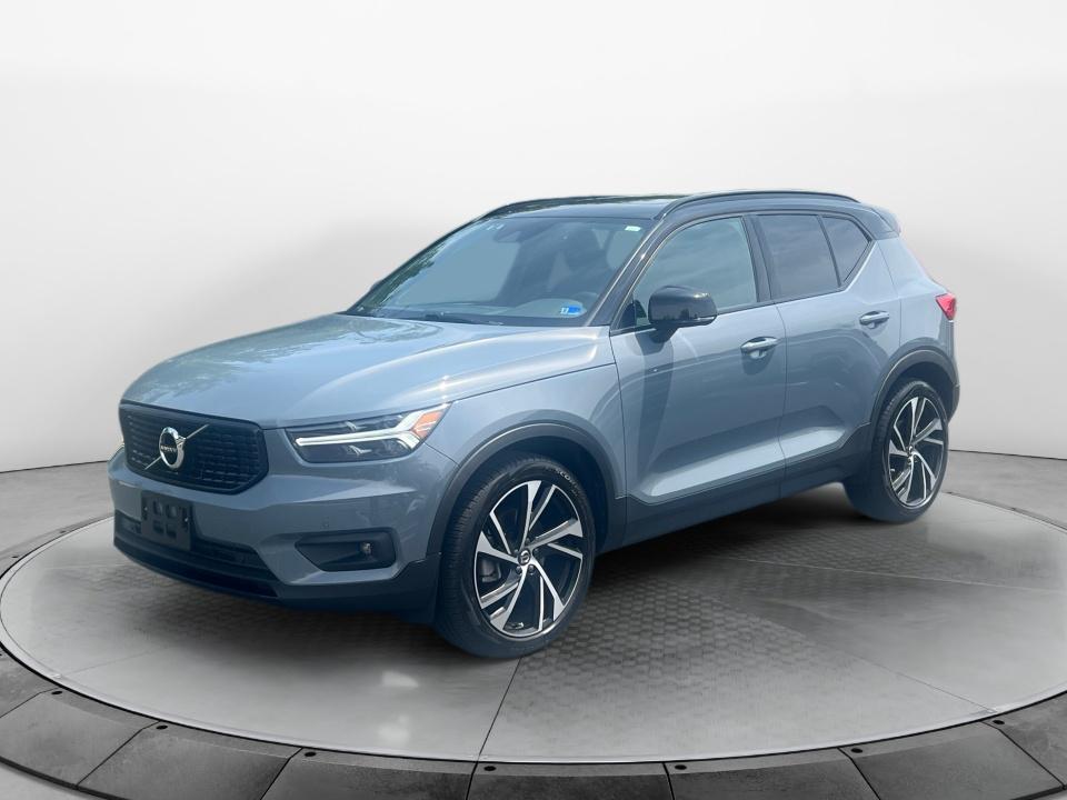 Used 2021 Volvo XC40 SUV