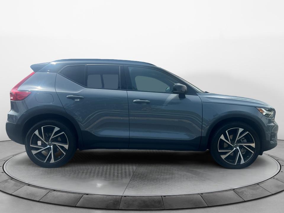 Used 2021 Volvo XC40 SUV