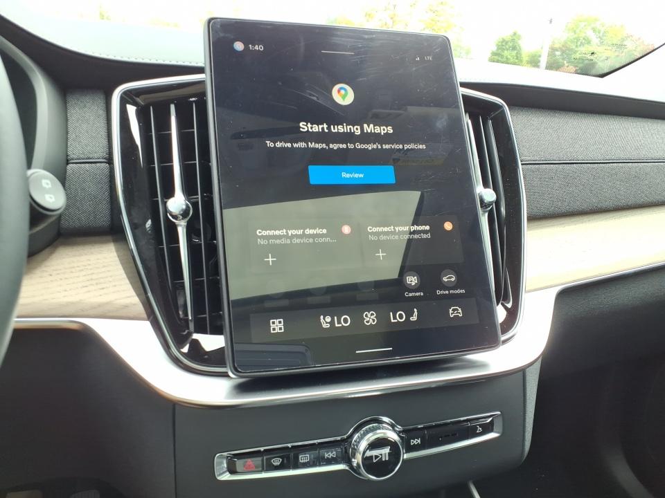 2026 Volvo XC90 Plus - Photo 15