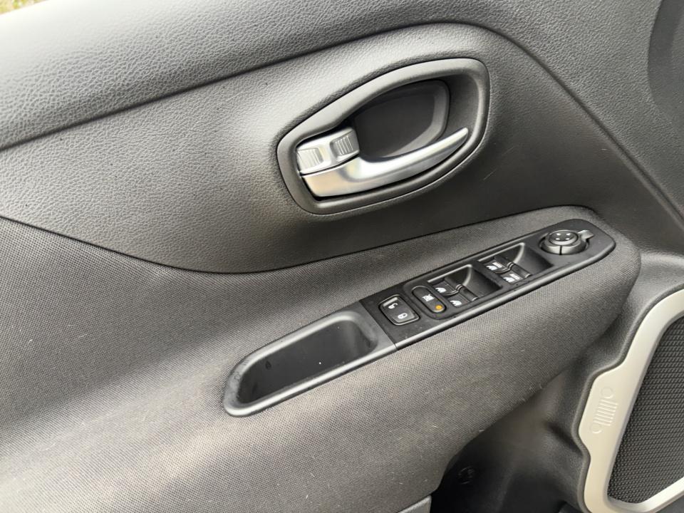 Used 2021 Jeep Renegade SUV